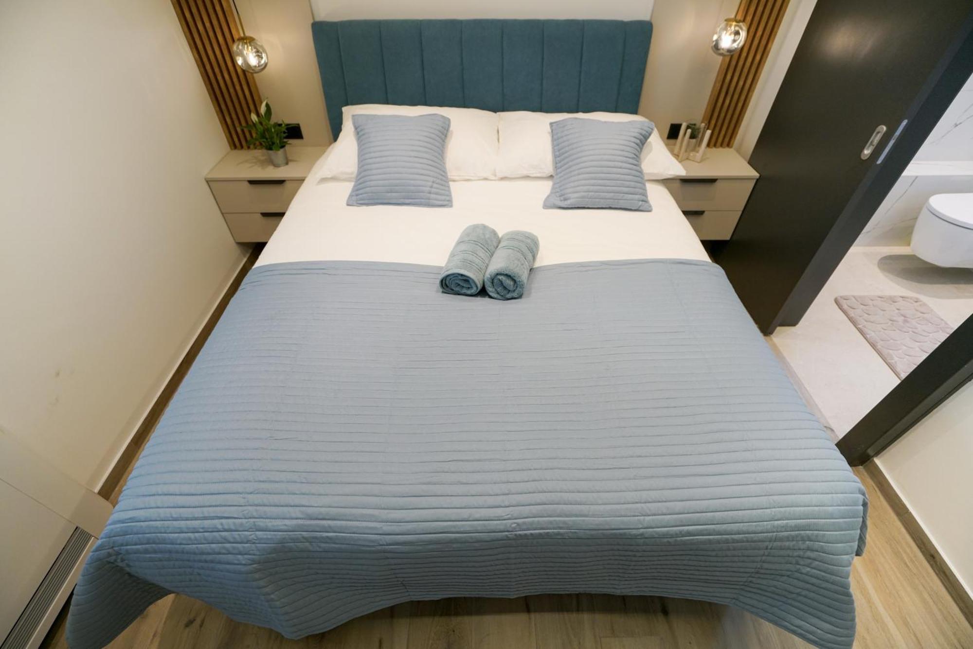 Luxury Apartments Vista Petrcane Bilik gambar